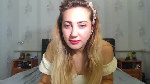 Snapshot of lilu_cute25 chatting on October 14, 7:58 pm lilu_cute25 online show from October 14, 7:58 pm