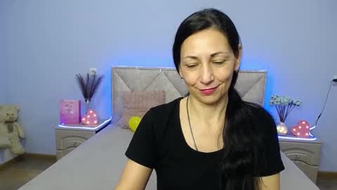 lilugrants online show from January 11, 11:24 pm