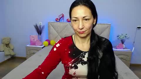 lilugrants online show from January 22, 11:12 am