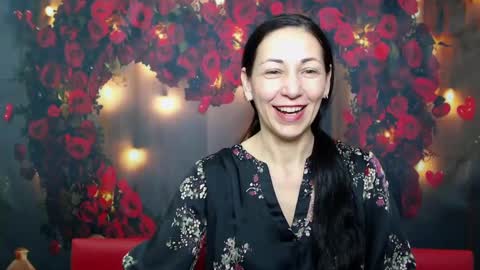 lilugrants online show from February 4, 10:34 pm