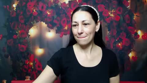 lilugrants online show from February 13, 1:19 am