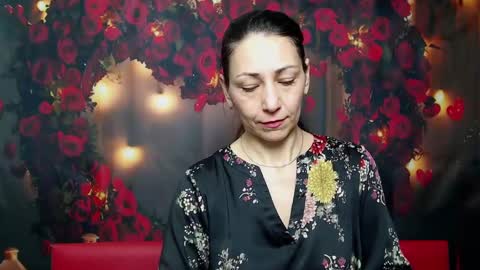 lilugrants online show from February 20, 7:08 pm