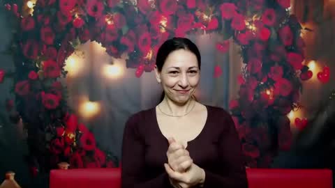 lilugrants online show from March 3, 7:06 pm