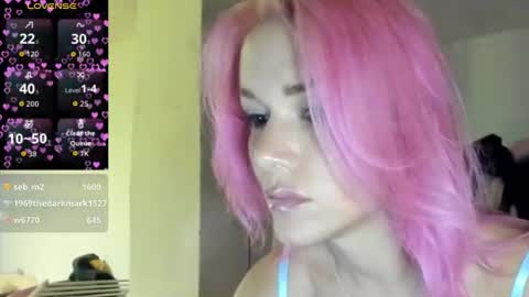 Snapshot of lilvenice7 chatting on July 26, 11:44 pm lilvenice7 online show from July 26, 11:44 pm