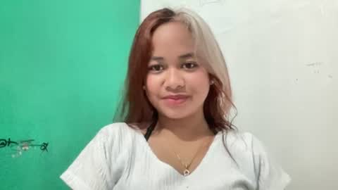 Snapshot of lilvixenbaby24 chatting on July 2, 4:51 am lilvixenbaby24 online show from July 2, 4:51 am