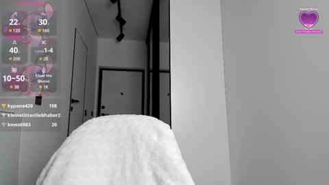 Snapshot of lily__love chatting on February 25, 8:30 pm LILY online show from February 25, 8:30 pm