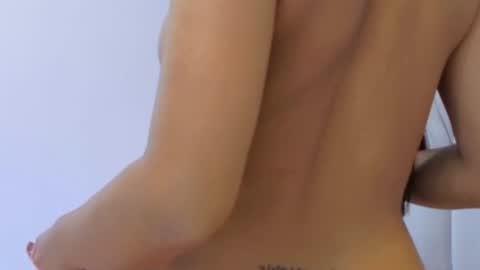 Snapshot of lily__star chatting on June 18, 9:14 am lily online show from June 18, 9:14 am