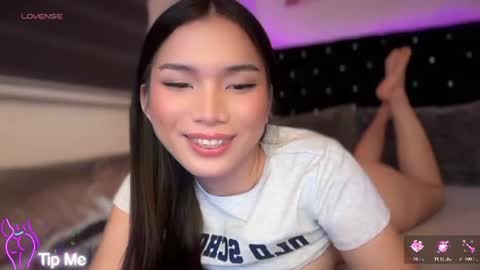 Lily- DONT FORGET TO FOLLOW ME HERE online show from June 20, 7:49 pm