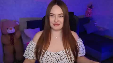 lily_baker_ online show from January 8, 2:19 pm