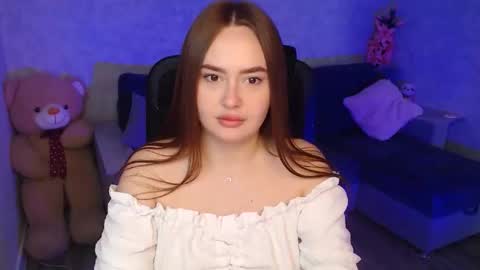 Snapshot of lily_baker_ chatting on June 1, 8:38 am lily_baker_ online show from June 1, 8:38 am