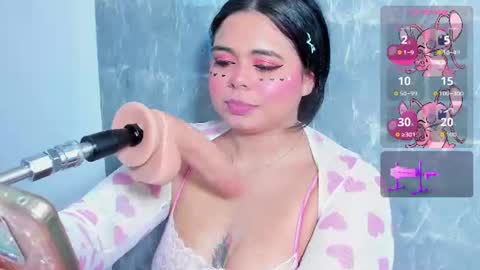 Snapshot of lily_blowjob chatting on June 14, 9:28 pm lily online show from June 14, 9:28 pm