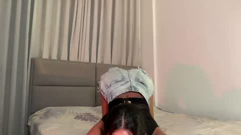 Lily online show from July 28, 11:26 pm