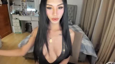lily_cums01 online show from April 19, 5:12 pm