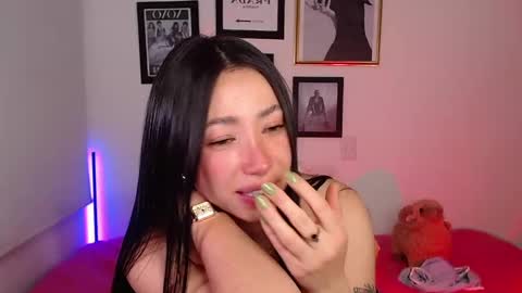 just lily online show from January 9, 3:47 am