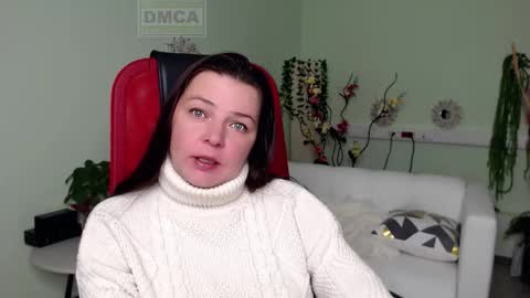 Snapshot of lily_flower7_ chatting on October 29, 2:58 am Lily online show from October 29, 2:58 am