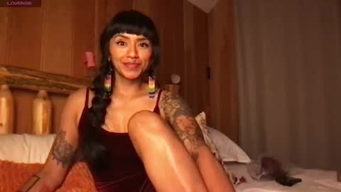 Snapshot of lily_henry chatting on June 30, 5:41 am Little Lily online show from June 30, 5:41 am