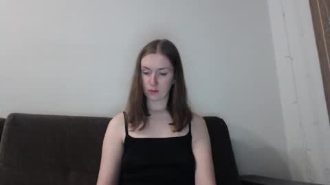 lily_love_x online show from November 9, 12:20 am