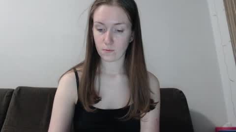 Snapshot of lily_love_x chatting on May 7, 12:05 am lily_love_x online show from May 7, 12:05 am