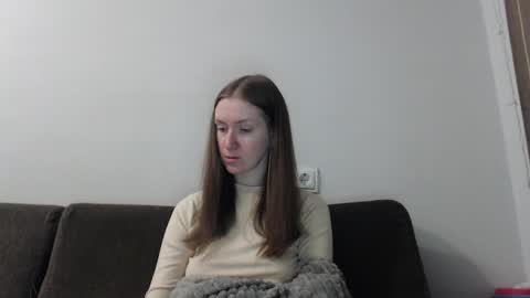 Snapshot of lily_love_x chatting on May 26, 12:06 am lily_love_x online show from May 26, 12:06 am
