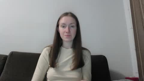 Snapshot of lily_love_x chatting on May 27, 12:07 am lily_love_x online show from May 27, 12:07 am