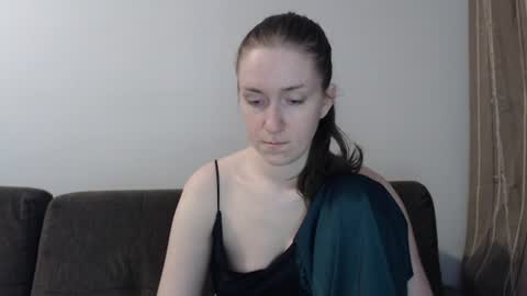 Snapshot of lily_love_x chatting on June 25, 4:56 am lily_love_x online show from June 25, 4:56 am