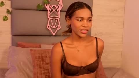 Lily Miiller online show from November 4, 9:14 pm