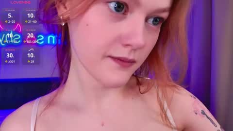 Im Lily online show from June 19, 9:51 pm