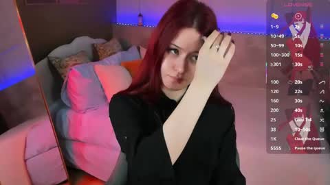 Snapshot of lily_moonlight chatting on May 18, 7:03 am Lily online show from May 18, 7:03 am