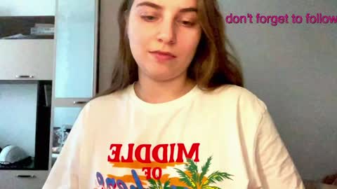 Lily online show from December 14, 10:45 am