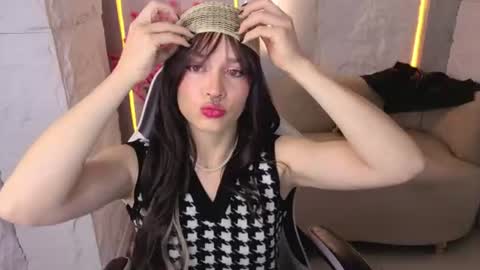 Snapshot of lily_tx chatting on June 11, 12:47 pm Follow me.. Live 730 to 1400 online show from June 11, 12:47 pm
