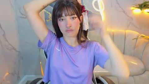 Snapshot of lily_tx chatting on July 8, 12:42 pm Follow me.. Live 730 to 1400 online show from July 8, 12:42 pm