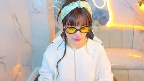 Snapshot of lily_tx chatting on July 14, 12:44 pm Follow me.. Live 730 to 1400 online show from July 14, 12:44 pm