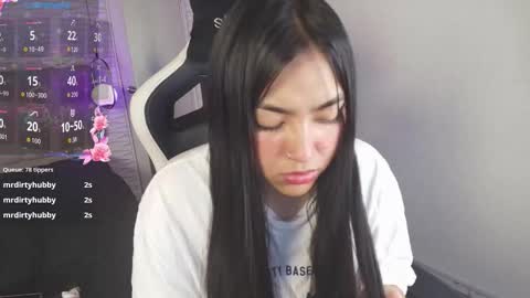 lily_waist online show from October 29, 3:25 pm