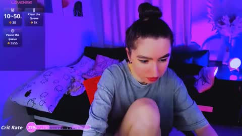 LILY online show from November 30, 8:18 am