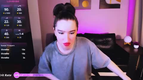 Snapshot of lily_xbaby chatting on June 7, 6:44 pm LILY online show from June 7, 6:44 pm