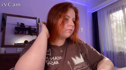 Snapshot of lilya_13 chatting on September 29, 10:20 am Lilya online show from September 29, 10:20 am