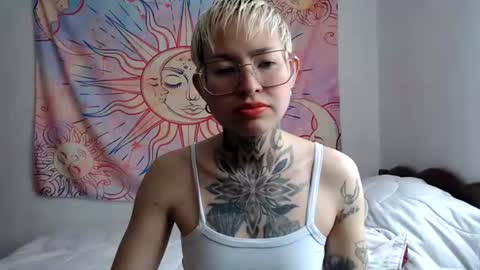 Lily online show from July 26, 7:43 pm