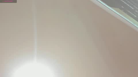 Snapshot of lilybaudyn_ chatting on May 11, 8:42 am Lily online show from May 11, 8:42 am