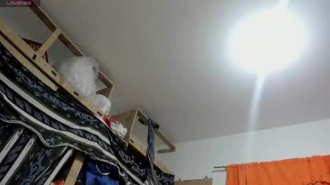 Snapshot of lilybaudyn_ chatting on July 6, 8:44 am Lily online show from July 6, 8:44 am