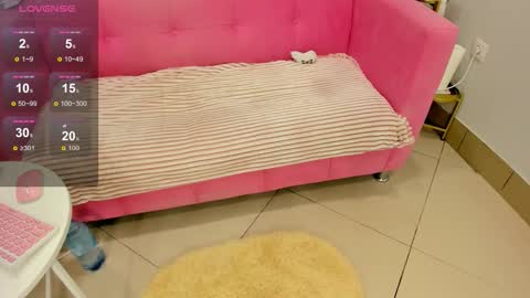 Lily online show from December 17, 2:28 am