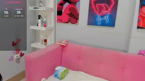 Lily online show from June 21, 3:31 am