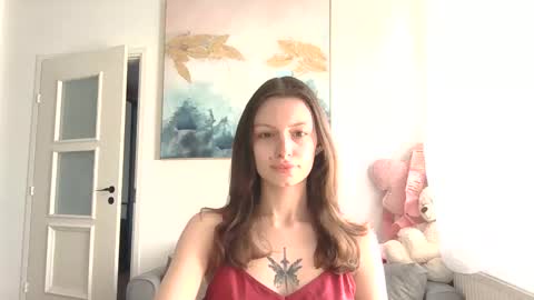 Snapshot of lilycandy_ chatting on April 17, 10:18 am lilycandy_ online show from April 17, 10:18 am