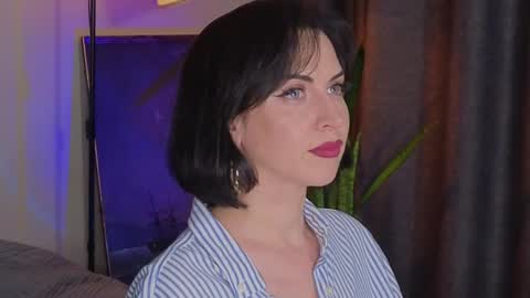 Snapshot of lilyconor chatting on June 9, 5:35 pm Lily online show from June 9, 5:35 pm