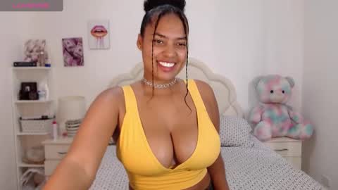 Snapshot of lilyjacksonn chatting on January 24, 7:18 pm Lily.. online show from January 24, 7:18 pm
