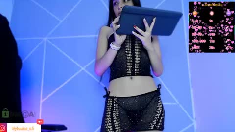 Snapshot of lilylouisee_ chatting on May 18, 1:56 am Liliana louise online show from May 18, 1:56 am