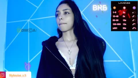Snapshot of lilylouisee_ chatting on May 27, 1:57 am Liliana louise online show from May 27, 1:57 am