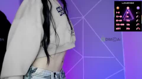 Snapshot of lilylouisee_ chatting on June 9, 10:21 pm Liliana louise online show from June 9, 10:21 pm