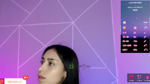 Snapshot of lilylouisee_ chatting on June 12, 1:37 am Liliana louise online show from June 12, 1:37 am