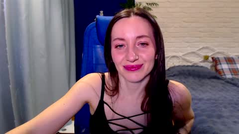 Lily online show from March 28, 7:08 am