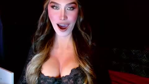 IM YOUR TRUE GODESS Lilymonstercock online show from January 3, 1:05 am